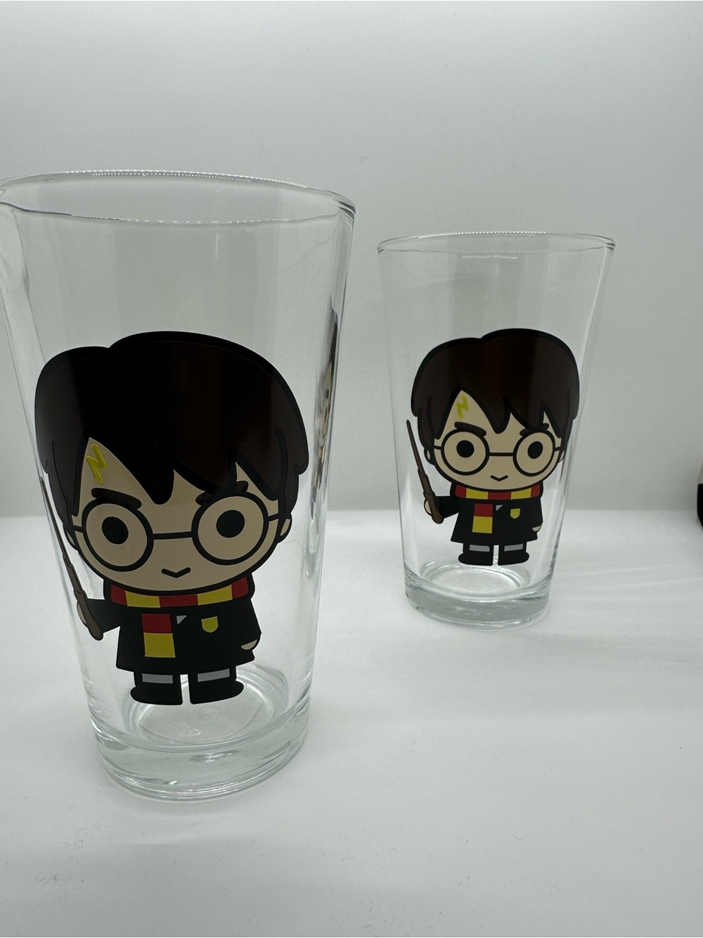 Harry Potter Pint Glass - Red & Yellow Scarf